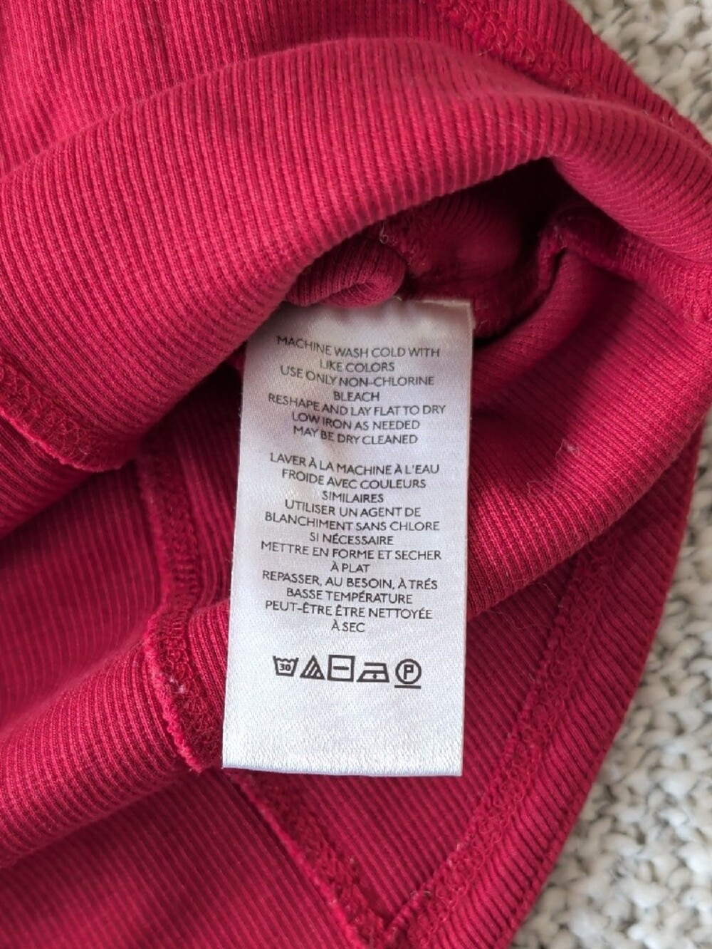 Pilcro Deep Red Ribbed Snap-Front Crop Tank - Picture 5 of 7